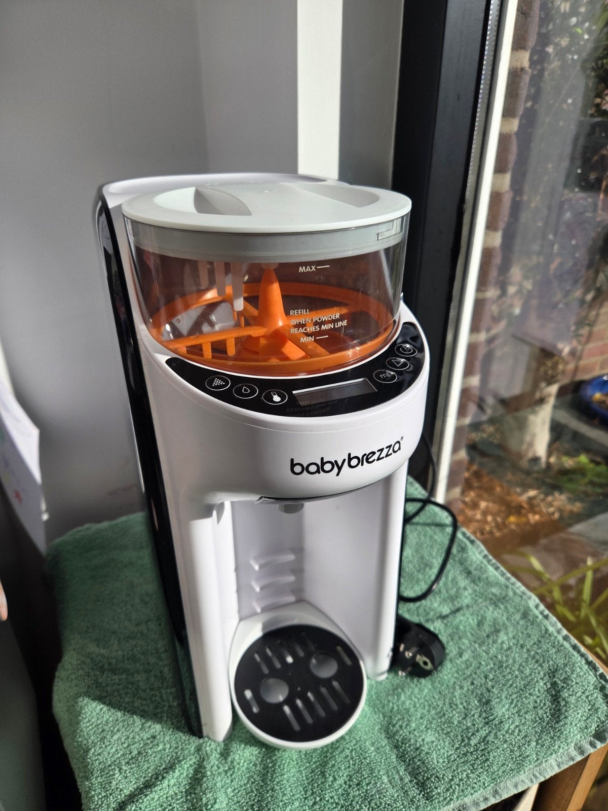 Baby Brezza Formula Pro Advanced – Automatische flessenmaker, Ophalen, Gebruikt, Babyvoedingmaker, Automatisch