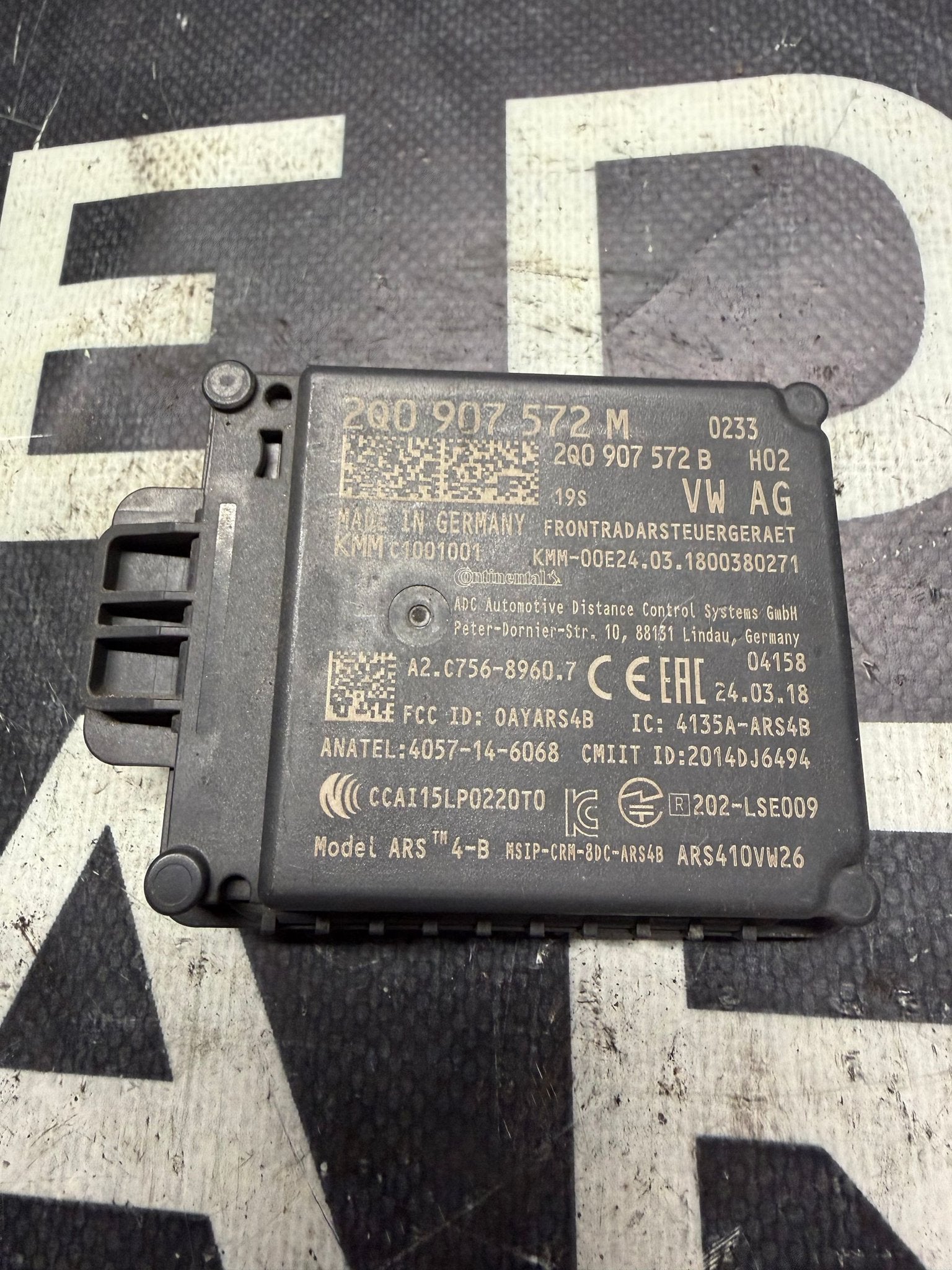 Volkswagen Audi Seat Skoda VAG Radar ACC Sensor 2Q0907572M, Gebruikt, -, -, Ophalen of Verzenden