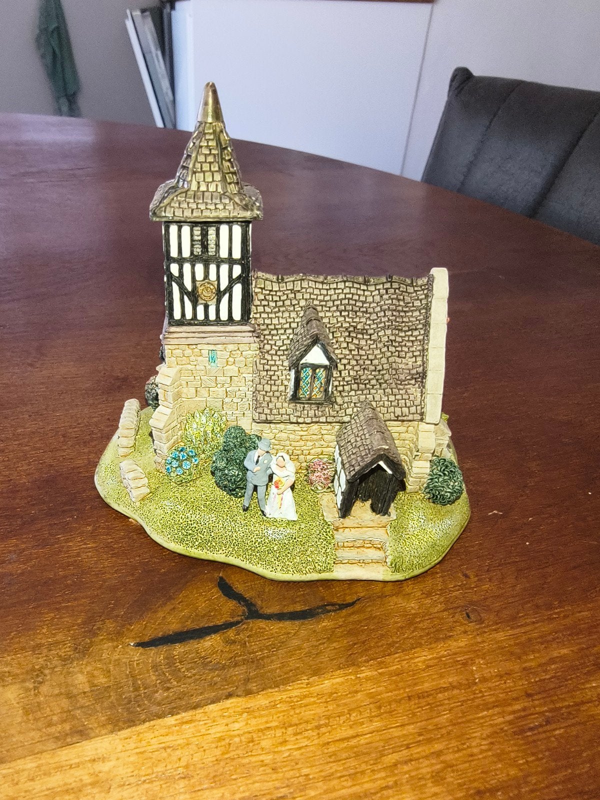 Lilliput Lane 'To Have and to Hold' - Bruiloft Kerkje, Ophalen of Verzenden, Zo goed als nieuw, Overige typen