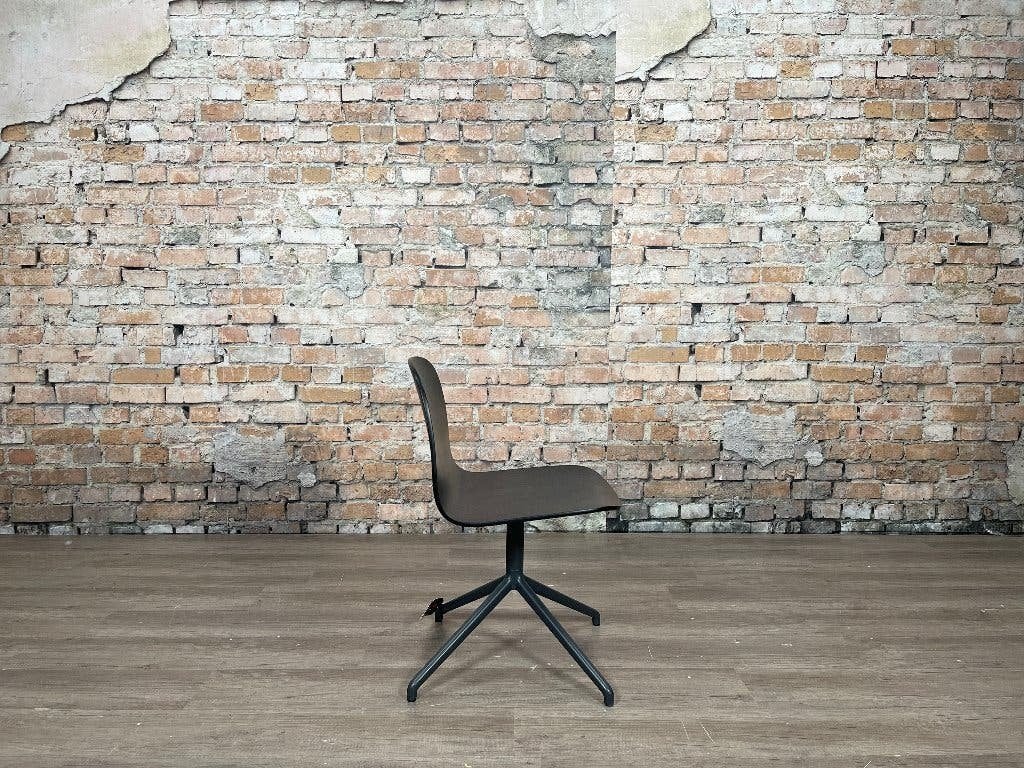Muuto Visu Swivel – Zwart | Mika Tolvanen, Ophalen, Zwart, Design, Eén