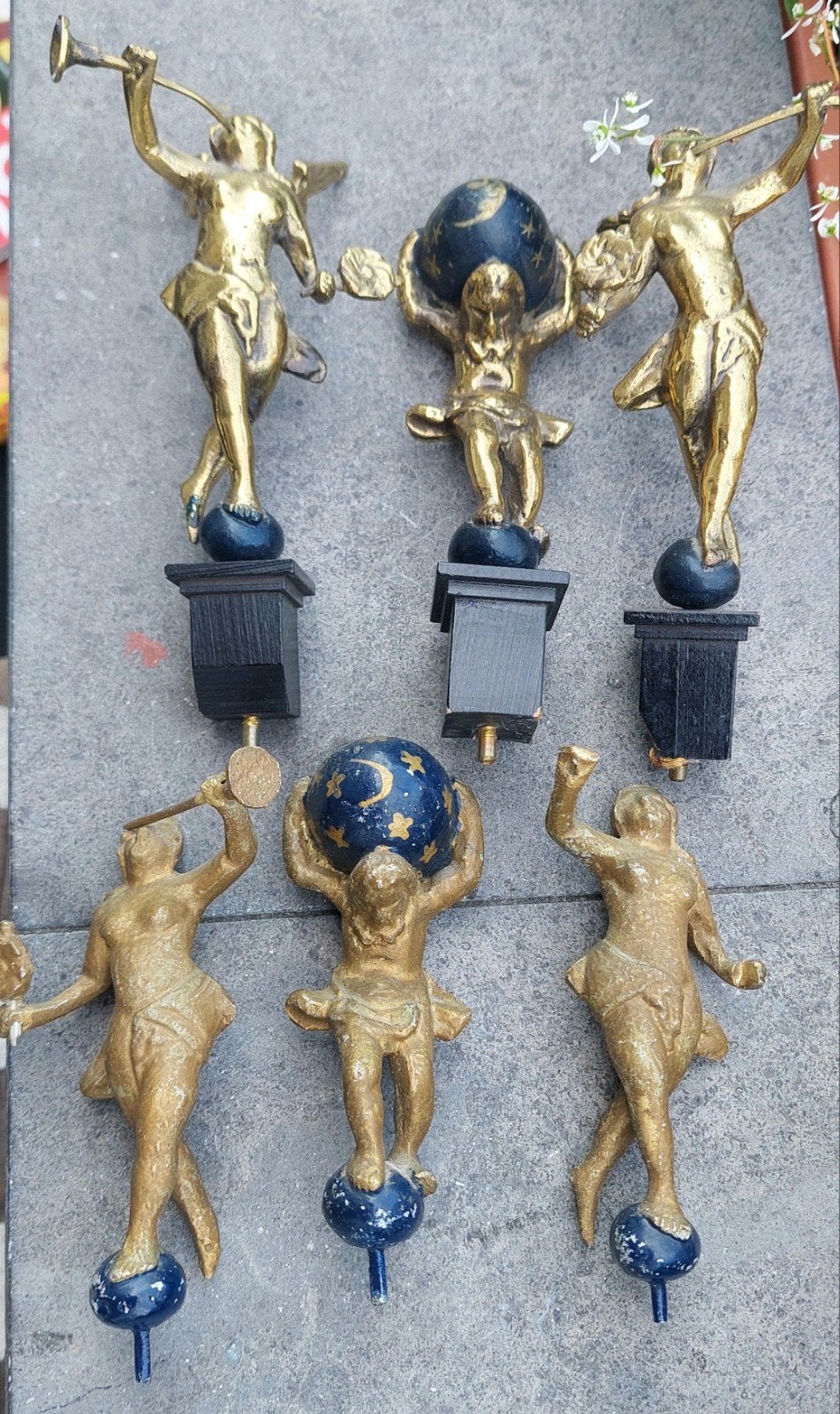 Ornamenten van klok - Engelen en Wereldbol, Ophalen of Verzenden