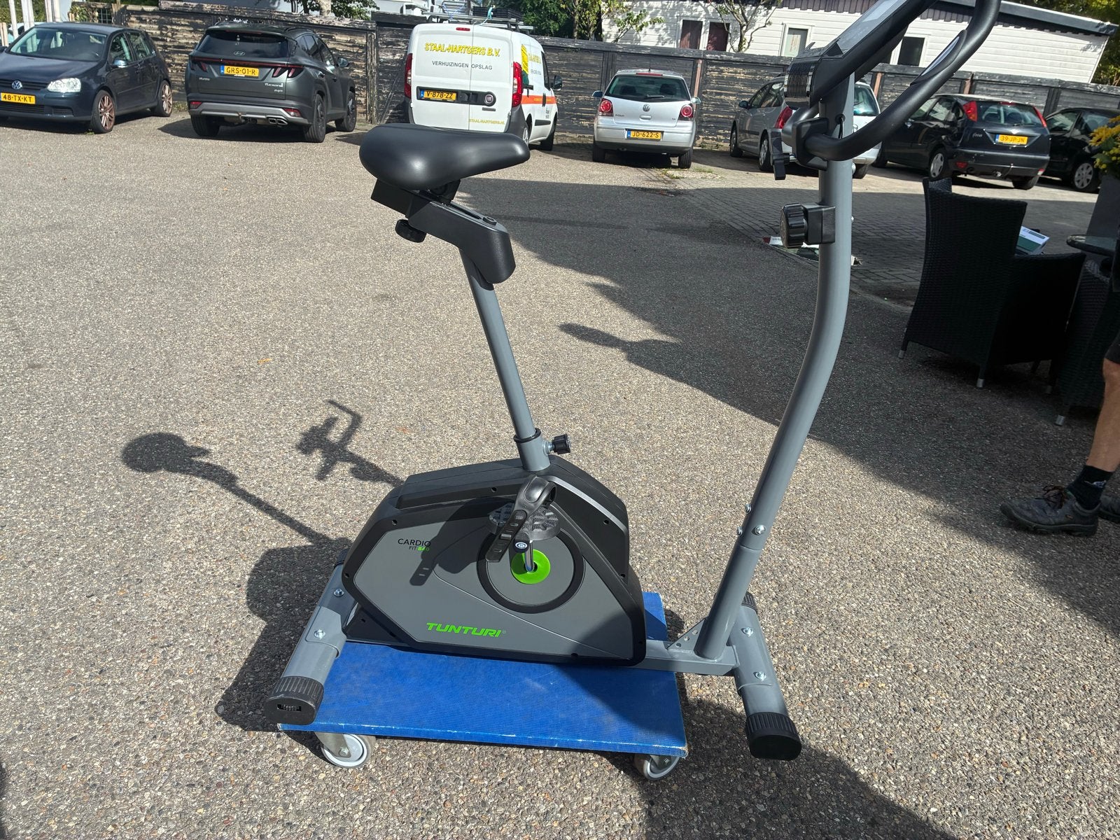 Tunturi Cardio Fit B20 Hometrainer - Zo goed als nieuw, Sport en Fitness, Ophalen, Zo goed als nieuw, Metaal, Benen