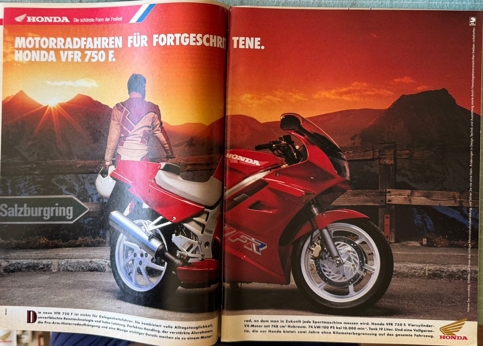 Advertentie Honda VFR750F, Verzenden, Zo goed als nieuw, Motoren