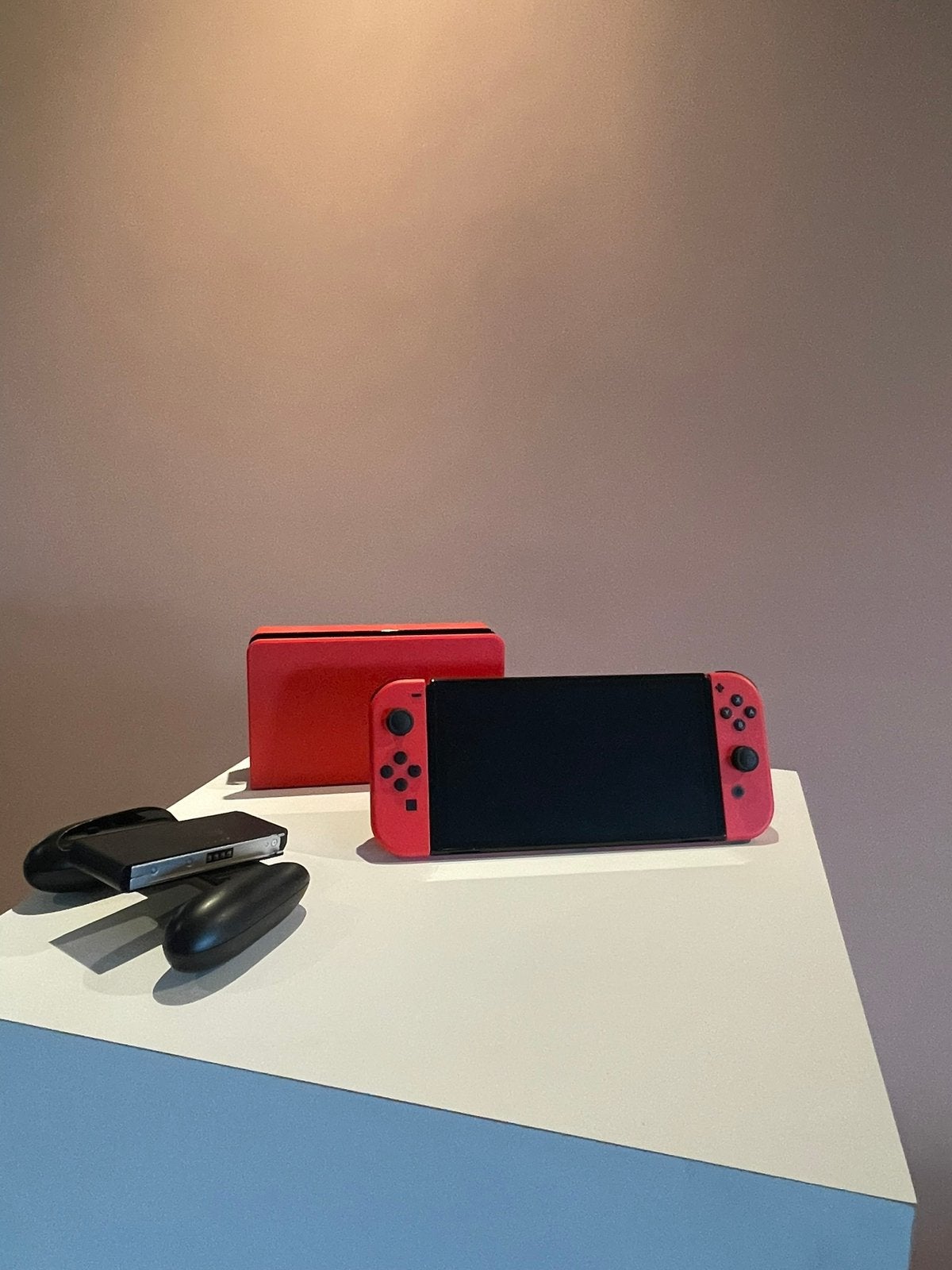 Nintendo Switch OLED Mario Edition + 3 spellen, Spelcomputers en Games, Spelcomputers | Nintendo Switch, Switch OLED, Met games