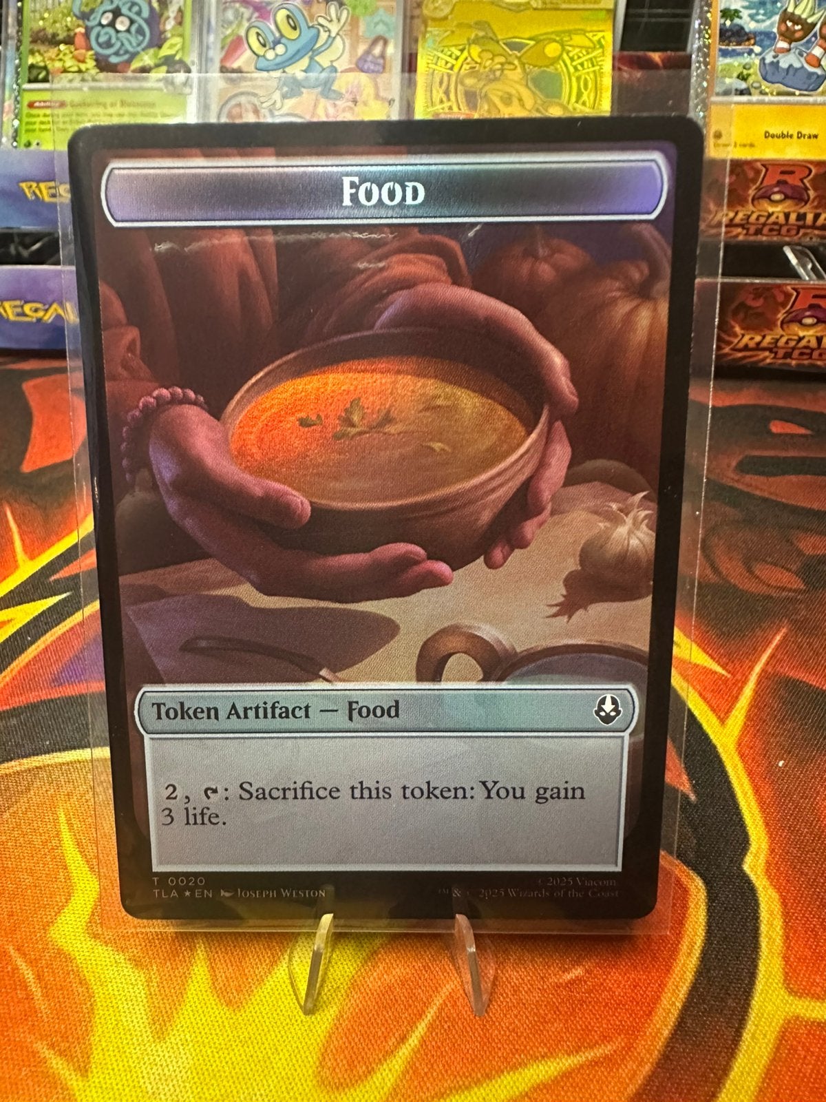 Food Token // Bear Token (G 4/4) Avatar: The Last Airbender, Ophalen of Verzenden, Zo goed als nieuw, Losse kaart, Foil