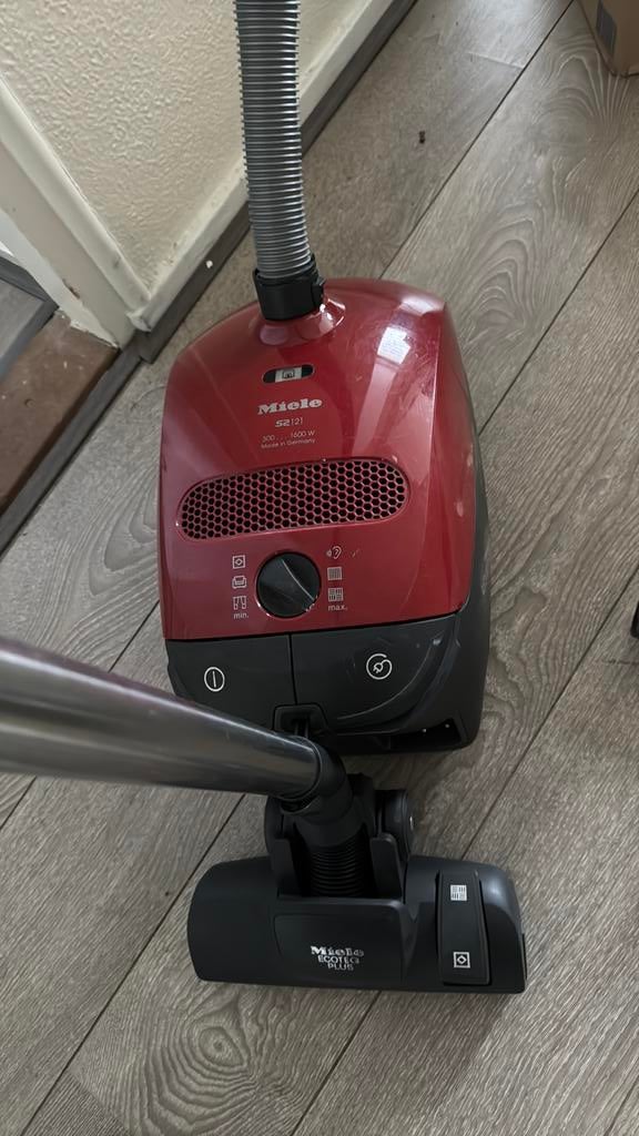 Stofzuiger miele philips bosch aeg nilfisk, Witgoed en Apparatuur, Stofzuigers, Ophalen of Verzenden, Zo goed als nieuw