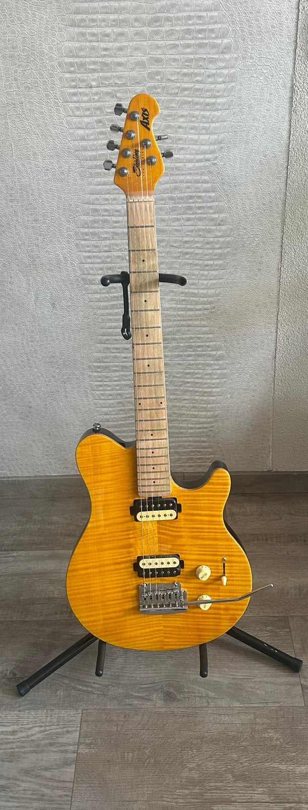 Sterling by Music Man Axis Sub, Muziek en Instrumenten, Ophalen, Zo goed als nieuw