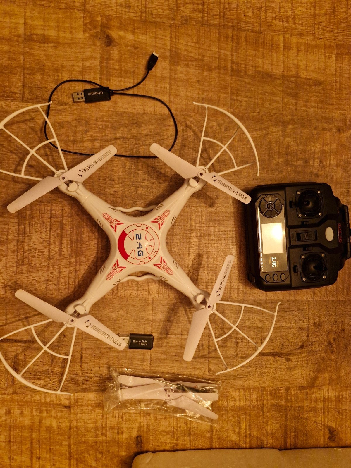 drone met camera extra set bladen afstandbediening, Ophalen of Verzenden, Zo goed als nieuw, Cameradrone, Standaard kwaliteit