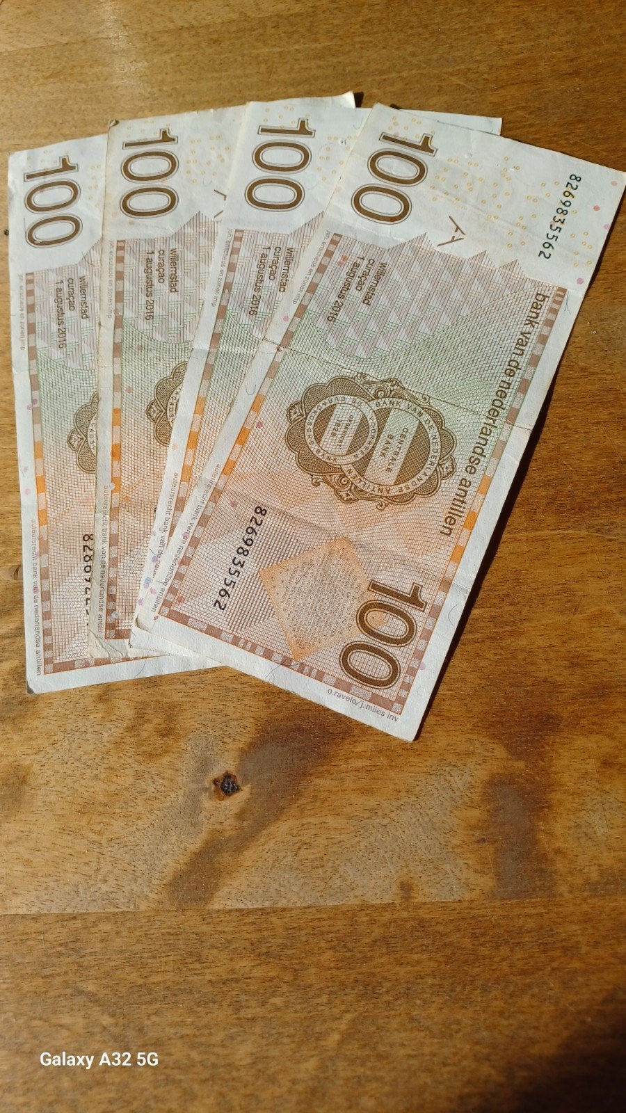 400 Antiliaanse guldens ter overname., Ophalen of Verzenden