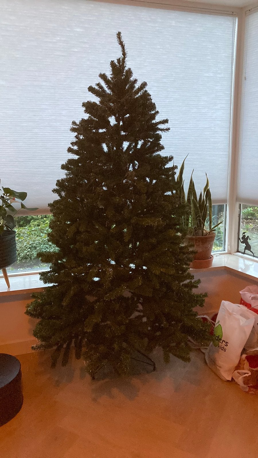 Kerstboom Villa Pine 210, Ophalen, Gebruikt
