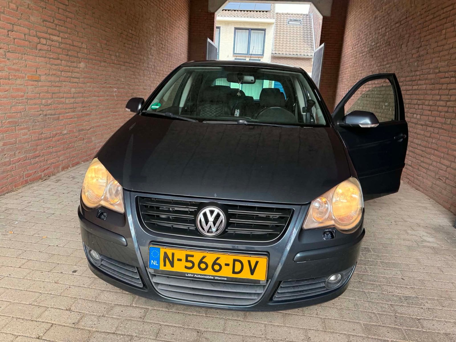 Volkswagen Polo 1.4 16V 59KW 2008 Grijs, Auto's, Volkswagen, Voorwielaandrijving, 40 €/maand, 4 cilinders, Handgeschakeld