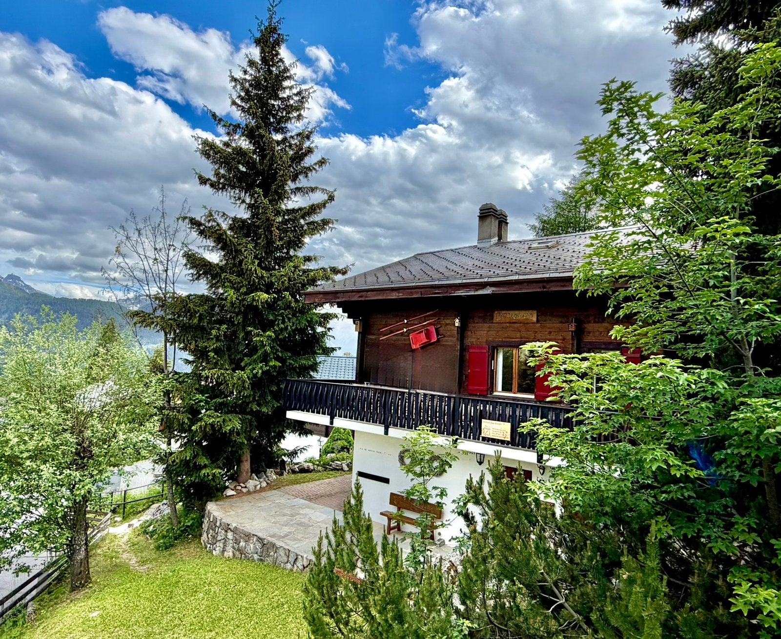 BELLWALD LAST MINUTE! 6p. Alpen Chalet. Heerlijk & gezellig!, Vakantie, Vakantiehuizen | Zwitserland, Open haard, Landelijk, Chalet, Bungalow of Caravan