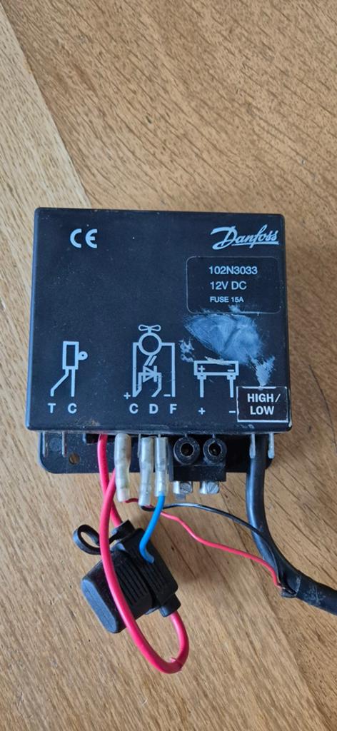 Danfoss 102N3033 12V DC Koelmat Waeco Compressor Controller, Ophalen