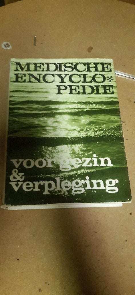boek medische encyclopedie voor gezin en verpleging, Ophalen of Verzenden, Zo goed als nieuw, Medisch, Los deel