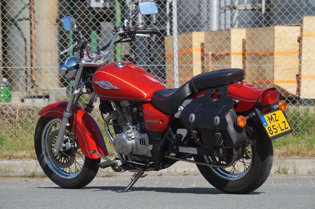 SUZUKI VZ 250 MARAUDER (bj 1999), Motoren, SUZUKI, Chopper, Bedrijf, Onbekend