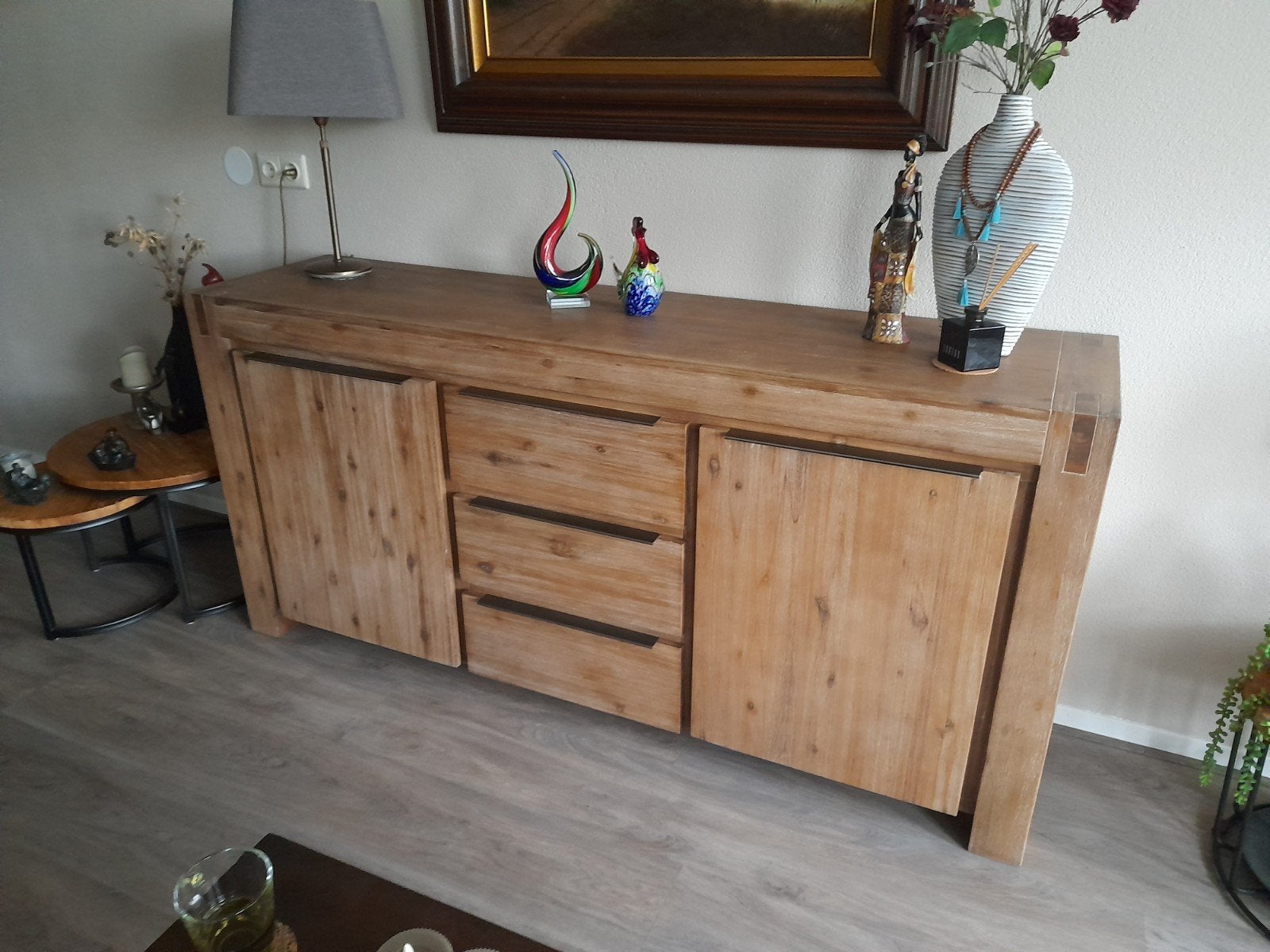 mooie dressoir 120 euro in Helmond acacia hout, Ophalen, Met deur(en), 150 tot 200 cm, Zo goed als nieuw
