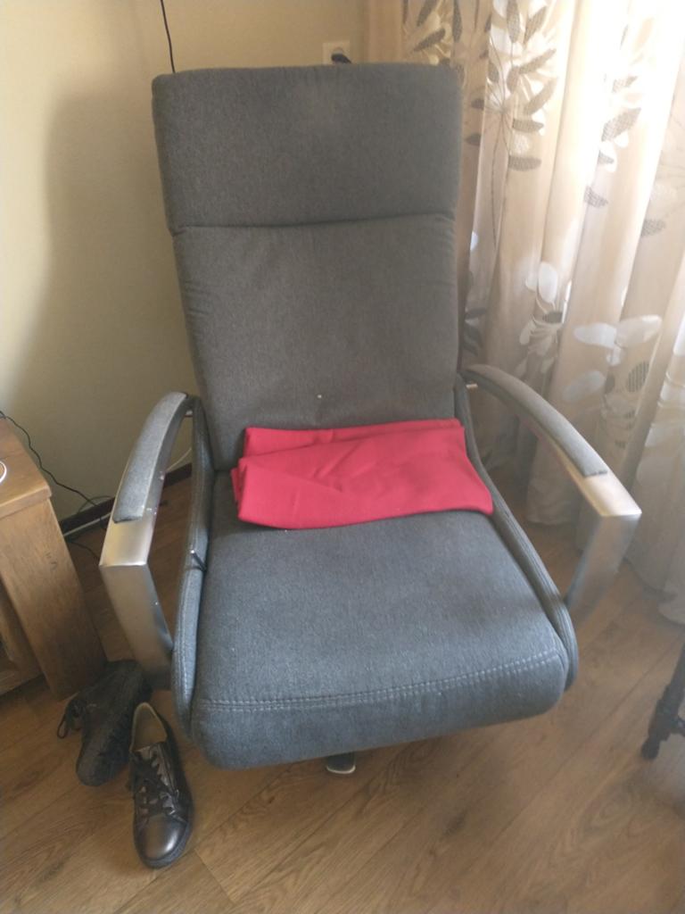 Grijze verstelbare draaifauteuil, Huis en Inrichting, Ophalen, Gebruikt