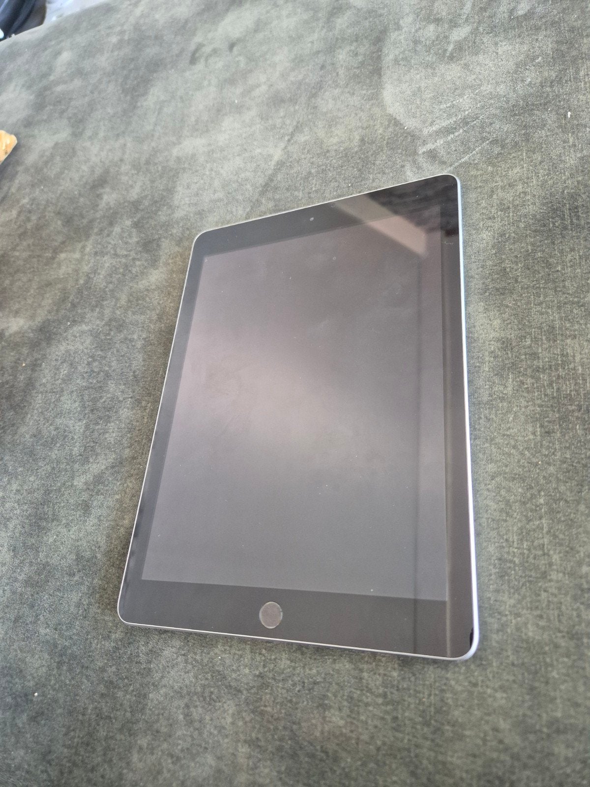 Apple iPad (Model A1893) - Niet werkend, voor onderdelen, Computers en Software, 10 inch, Niet werkend, 16 GB, Verzenden