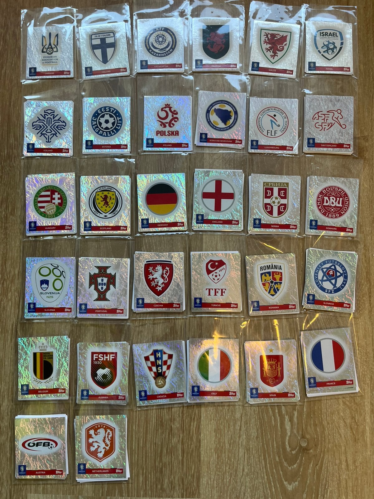 Topps ek 2024 alle landen, Hobby en Vrije tijd, Stickers en Plaatjes, Ophalen of Verzenden, Zo goed als nieuw, Plaatje