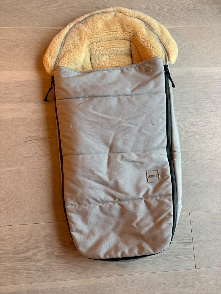 Joolz voetenzak schapenwol kinderwagen zo goed als nieuw