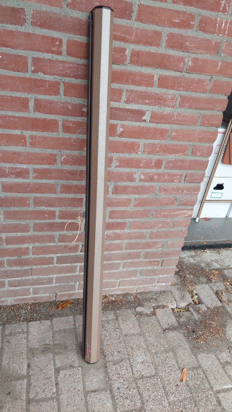 Projecta projectiescherm - Handmatig oprolbaar, Ophalen, Handmatig, Gebruikt