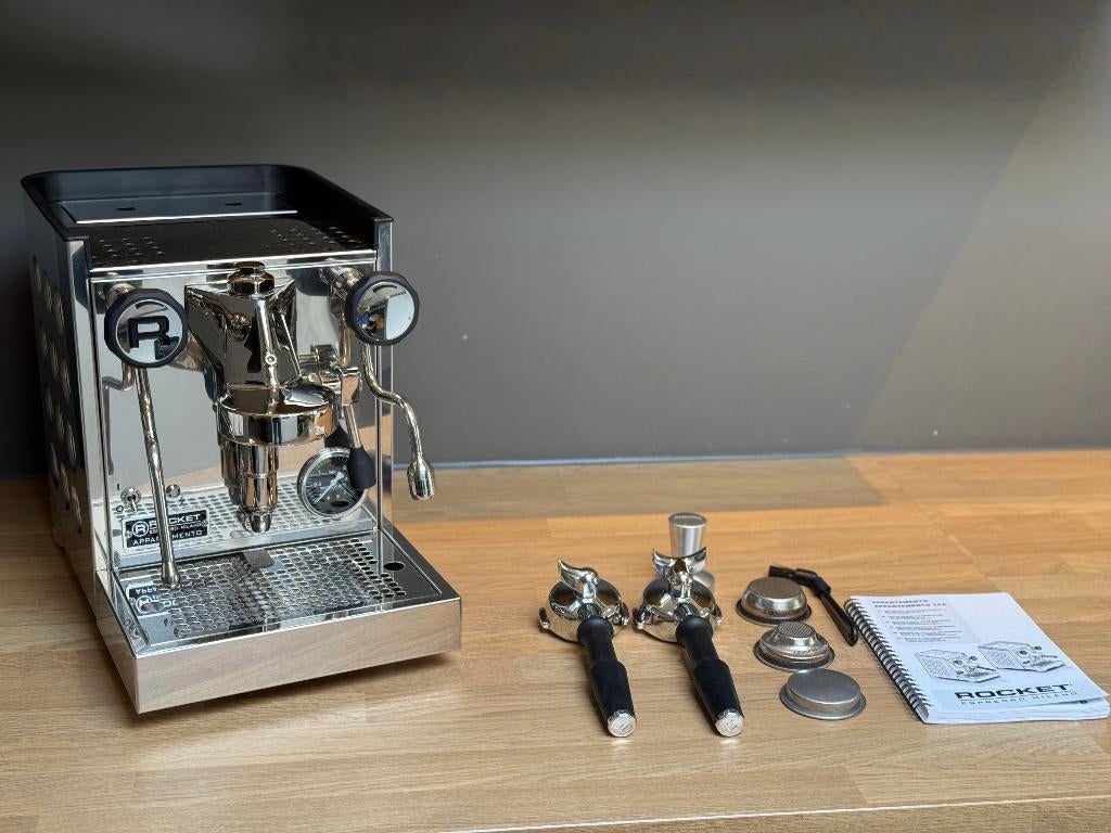 Rocket Appartamento TCA Chrome White (2025) Garantie, Witgoed en Apparatuur, Koffiezetapparaten, Rocket, Espresso apparaat, Zo goed als nieuw