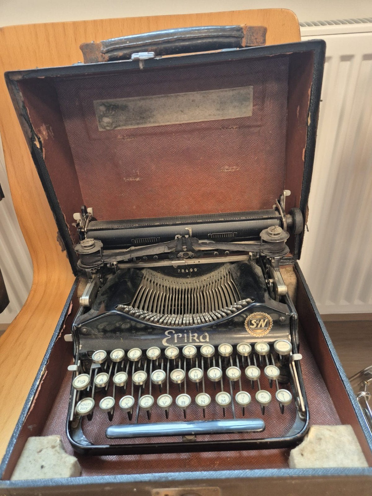 IN PRIJS VERLAAGD! Antieke Erika typemachine, Antiek en Kunst, Antiek | Kantoor en Zakelijk, Ophalen