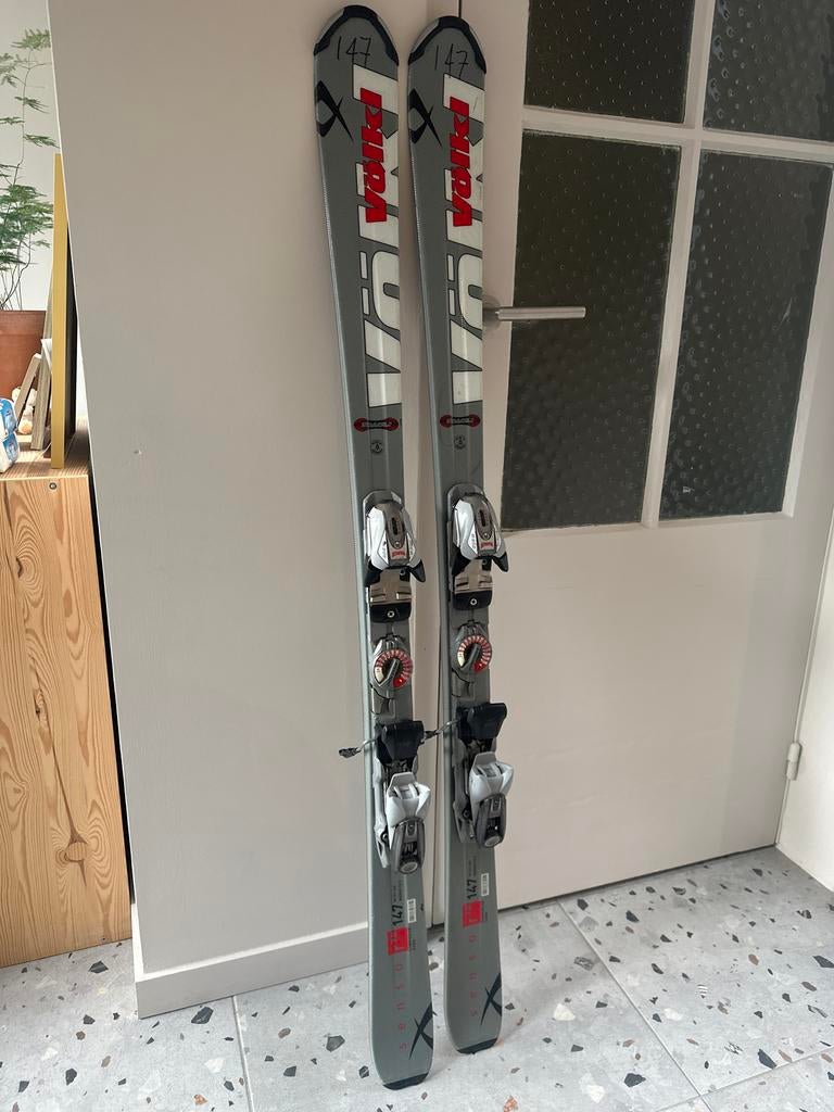 Völkl Ski's 147 cm met Marker bindingen, 140 tot 160 cm, Gebruikt, Skiën, Ski's