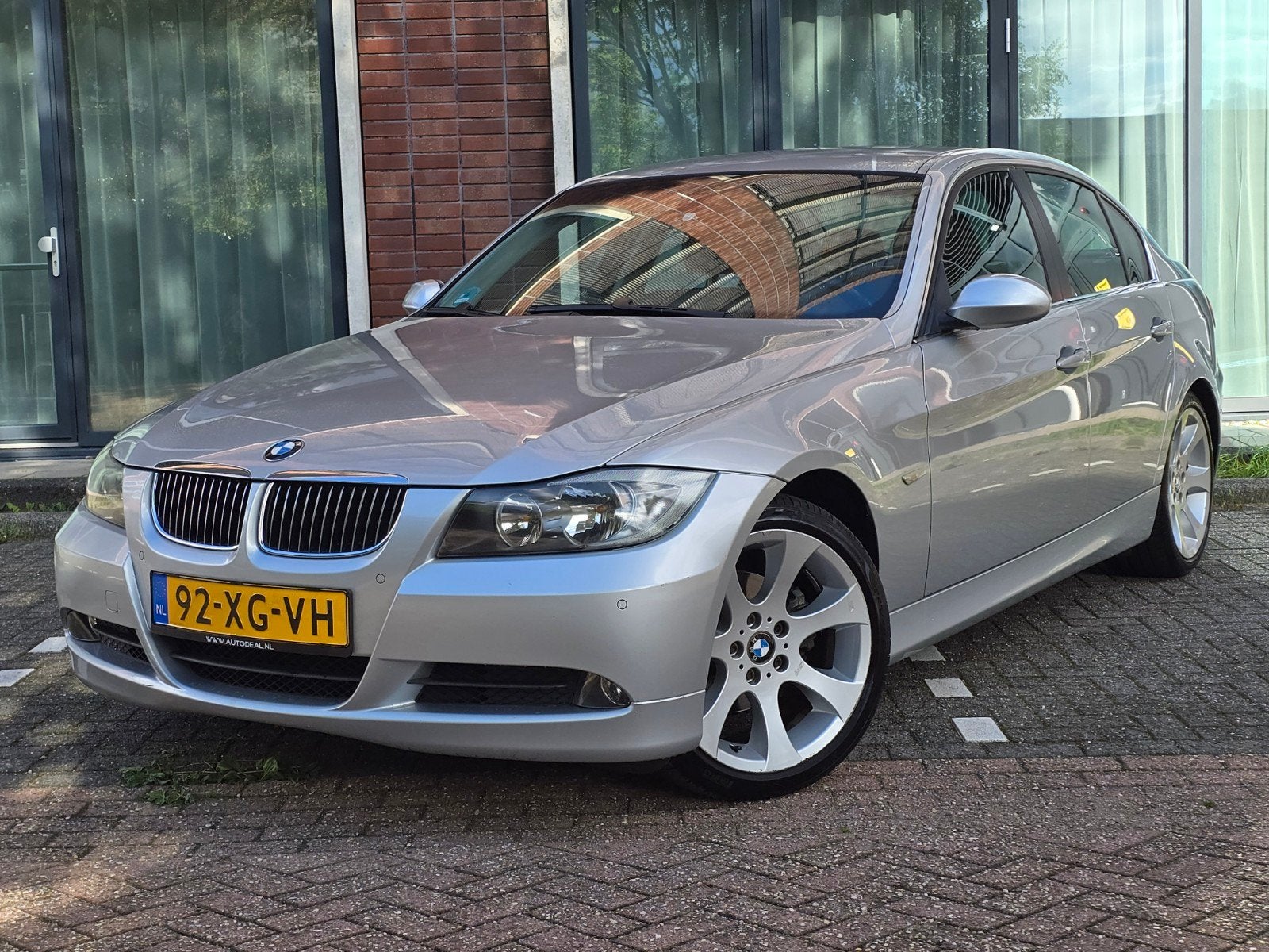 BMW 3-Serie 325i 325 2007 Handbak Grijs Keurig!, Auto's, 745 kg, 2497 cc, Origineel Nederlands, Bedrijf
