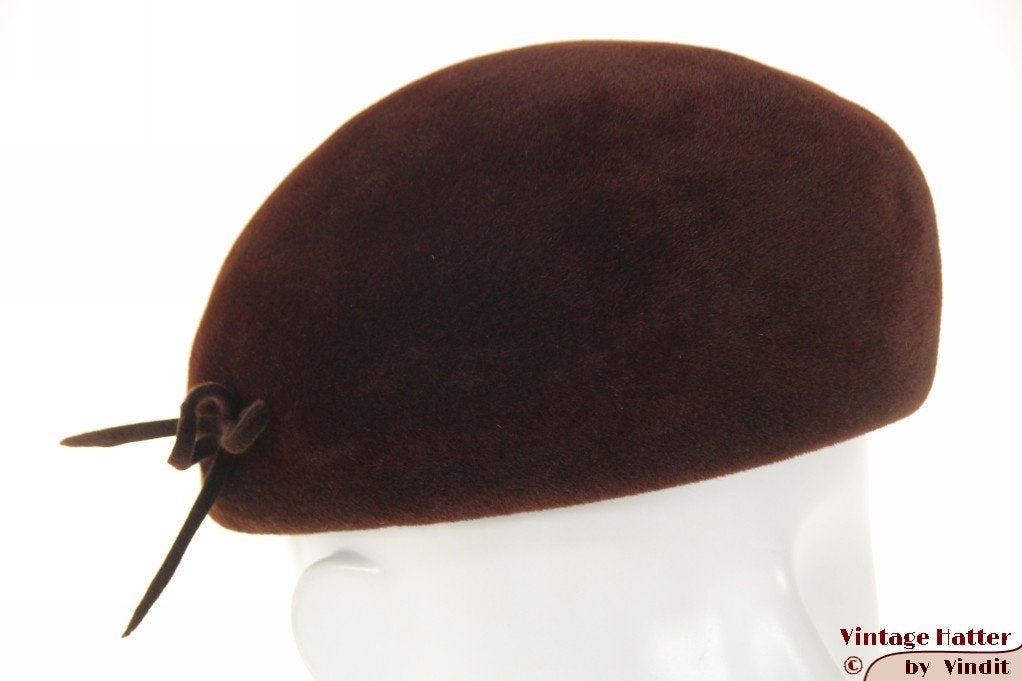 Vintage Dames cocktailhoed donker bruin velours 53 = XXS, Kleding | Dames, Hoeden en Petten, Ophalen of Verzenden, Zo goed als nieuw