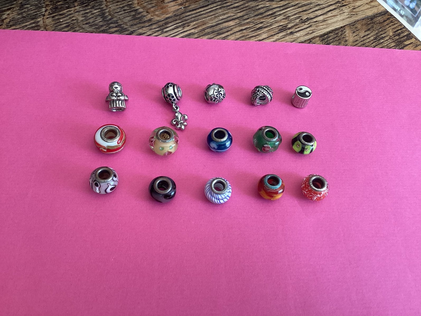 Bedels diverse 15 stuks voor, € 10, Sieraden, Tassen en Uiterlijk, Bedels, Overige merken, Overige materialen, Ophalen of Verzenden
