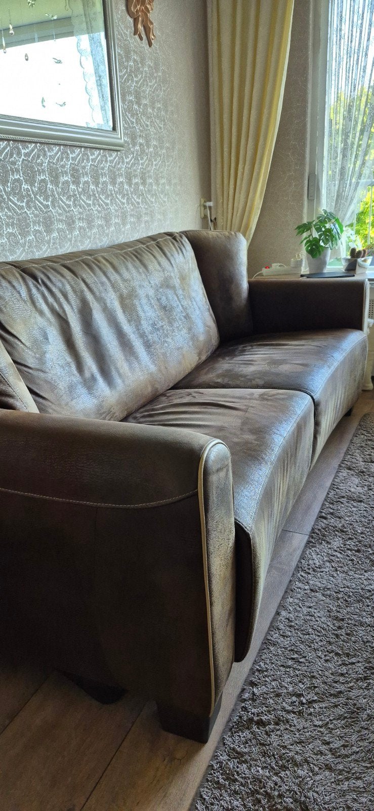 Comfortabele 3-zitsbank in bruin leerlook, Huis en Inrichting, Banken | Bankstellen, Ophalen, Gebruikt, Minder dan 75 cm, Driepersoons