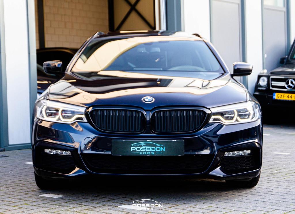 BMW 5-serie Touring 530i M-Pakket | Panoramadak | Memory | H, Auto's, BMW, Automaat, 1998 cc, Achterwielaandrijving, Gebruikt