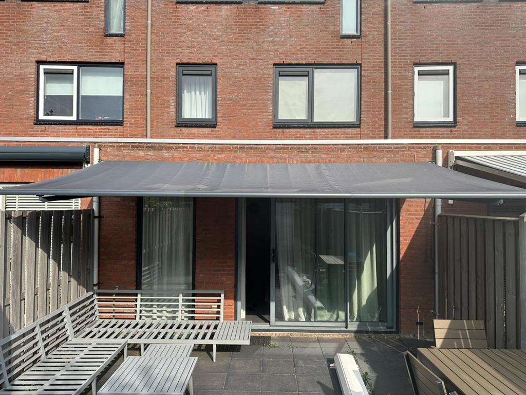 Vida XL zonnescherm / luifel 5m x 3m antraciet draaistang, Tuin en Terras, Ophalen, 450 cm of meer, Zo goed als nieuw, Knikarmscherm