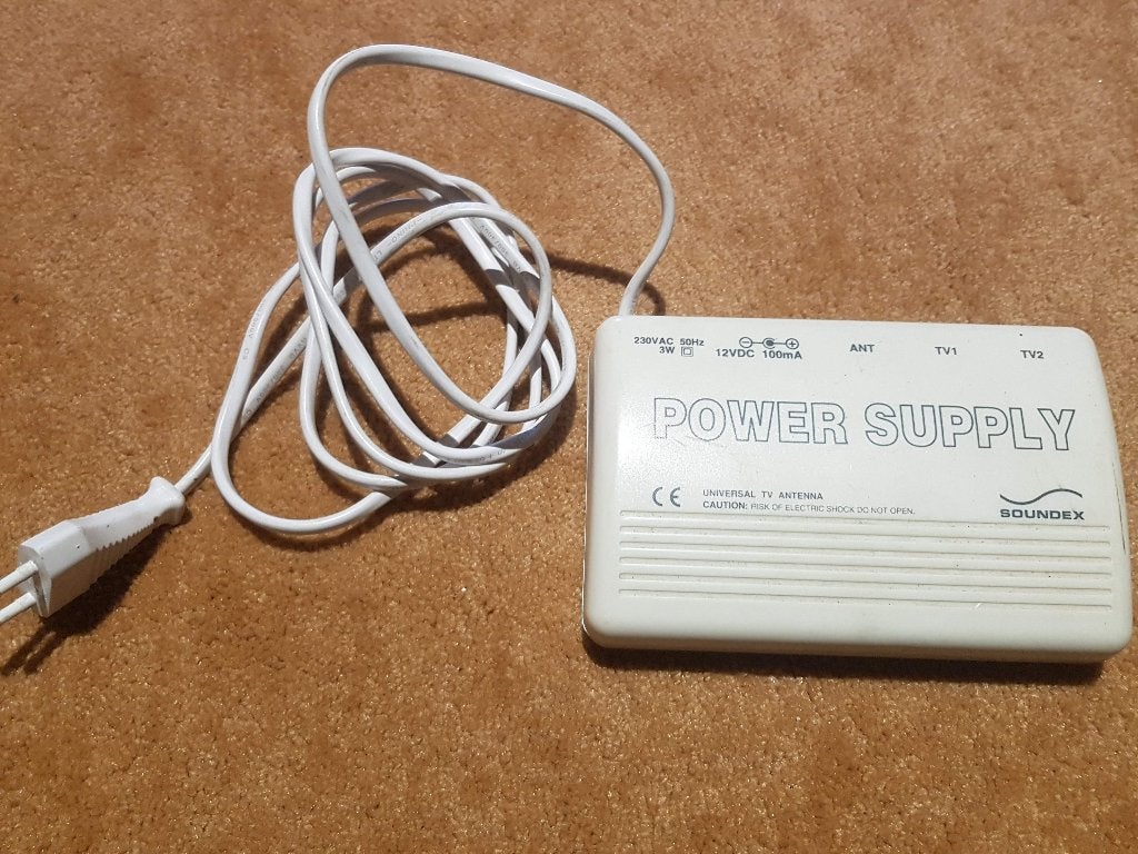 antenne versterker splitter cai coax huis caravan boot, Verzenden, Zo goed als nieuw, Minder dan 60 watt, Overige merken
