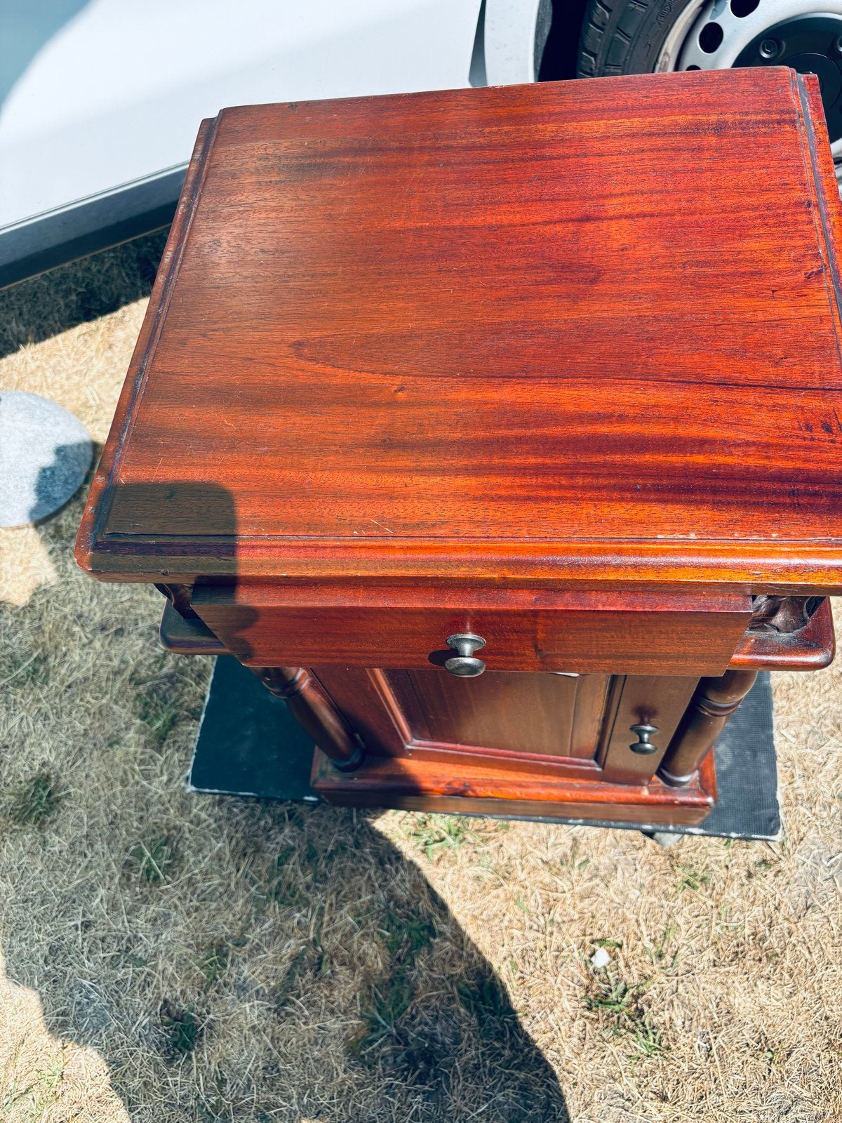 Vintage Hal Kastje - Compact en Stijlvol, Ophalen
