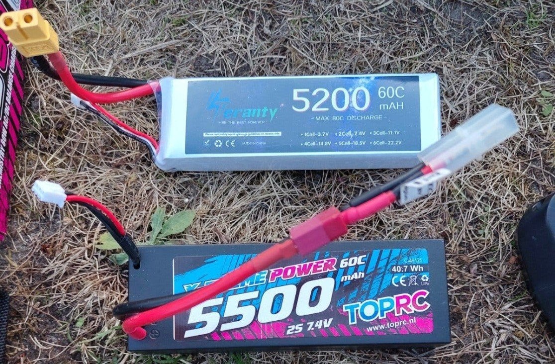 2x LiPo Accu's en Lader Set (5200mAh, 5500mAh), Ophalen of Verzenden, Zo goed als nieuw