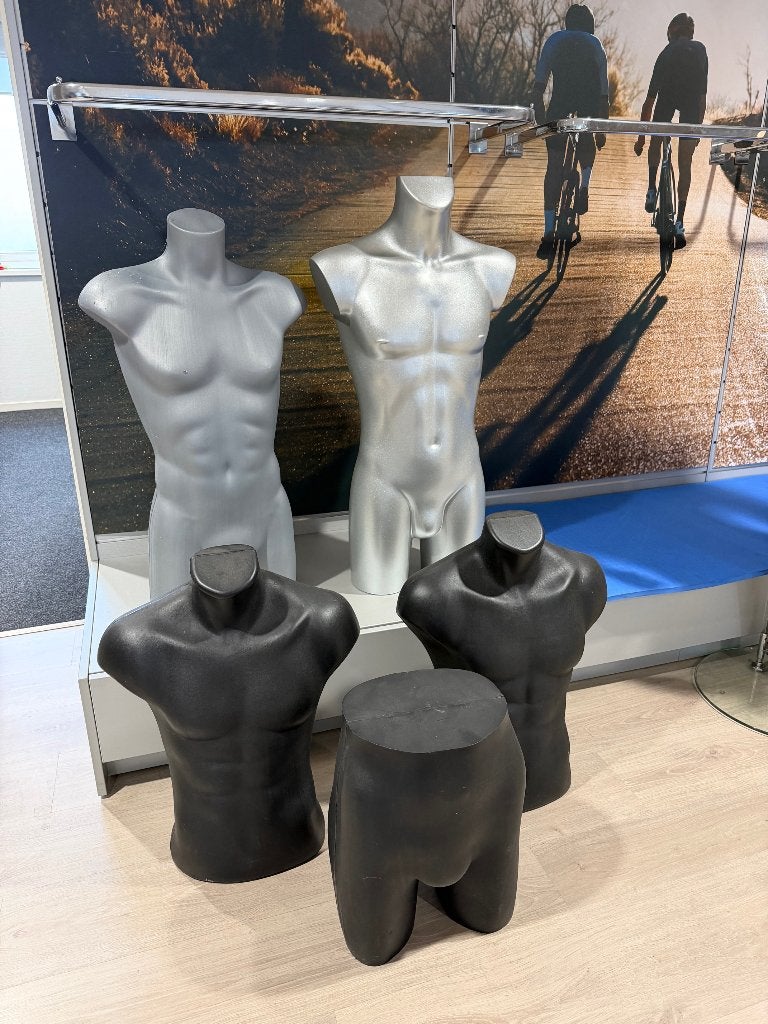 5 etalagetorso's / paspoppen – zwart en zilver, Ophalen, Gebruikt, Pop