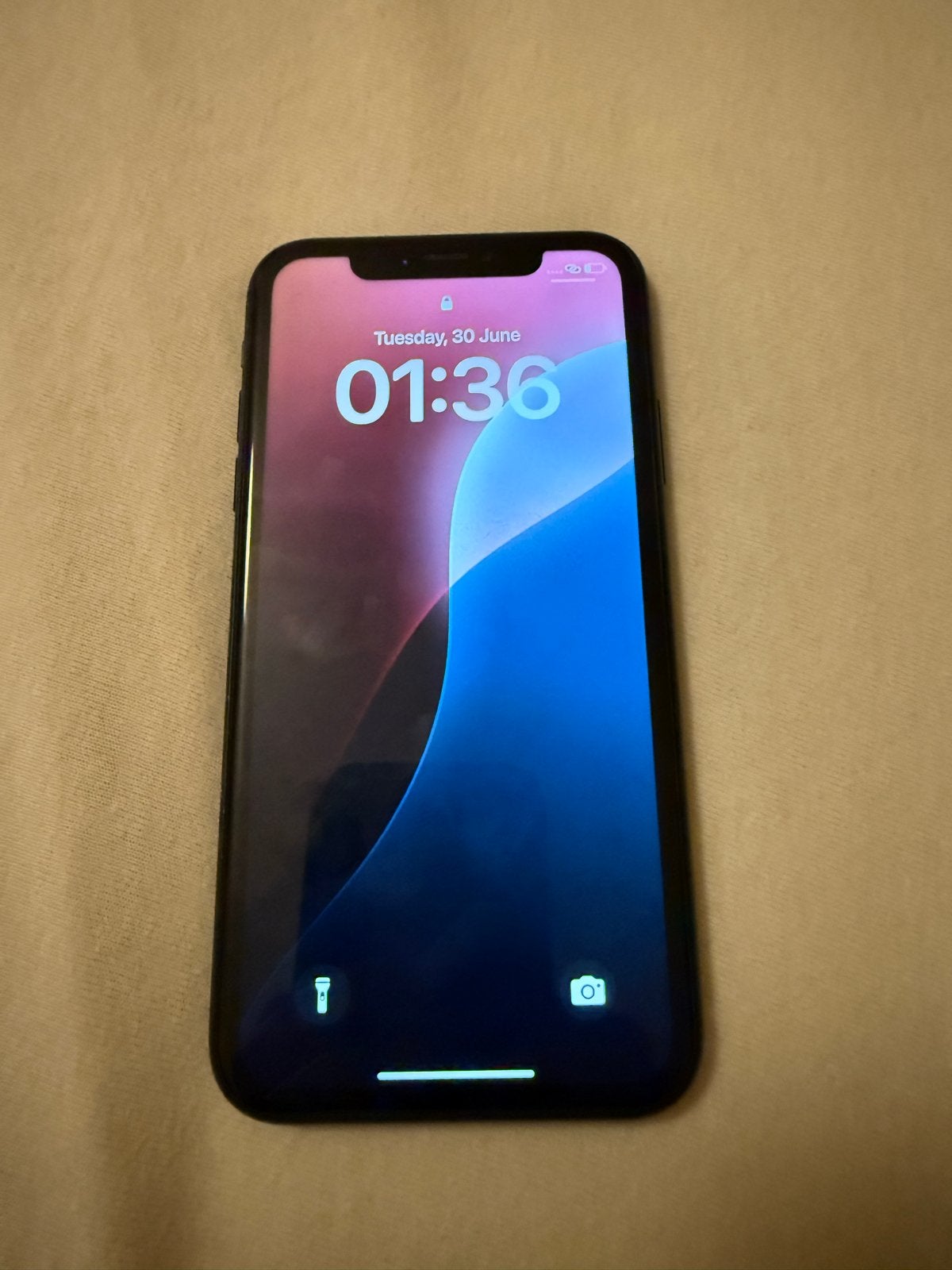iPhone XR 64 GB - Goed werkend met lichte schermschade, Telecommunicatie, Mobiele telefoons | Apple iPhone, Ophalen, Gebruikt