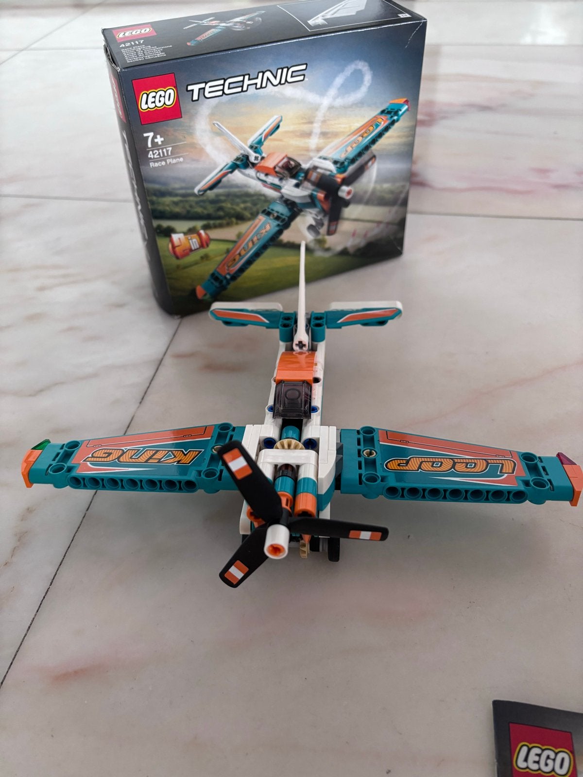 LEGO Technic Racevliegtuig 42117 - Zo goed als nieuw