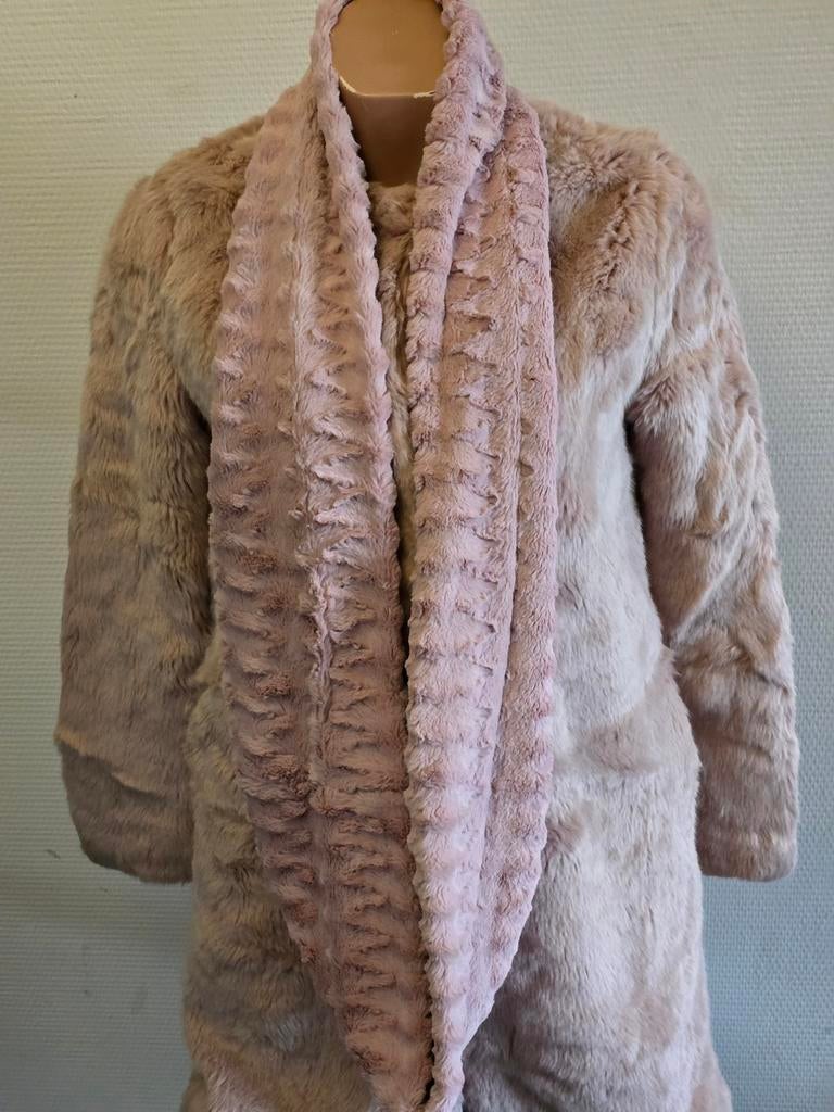 Bershka dames Lichtroze faux fur jas + sjaal maat Xs, Zo goed als nieuw, Roze, Maat 34 (XS) of kleiner, Bershka