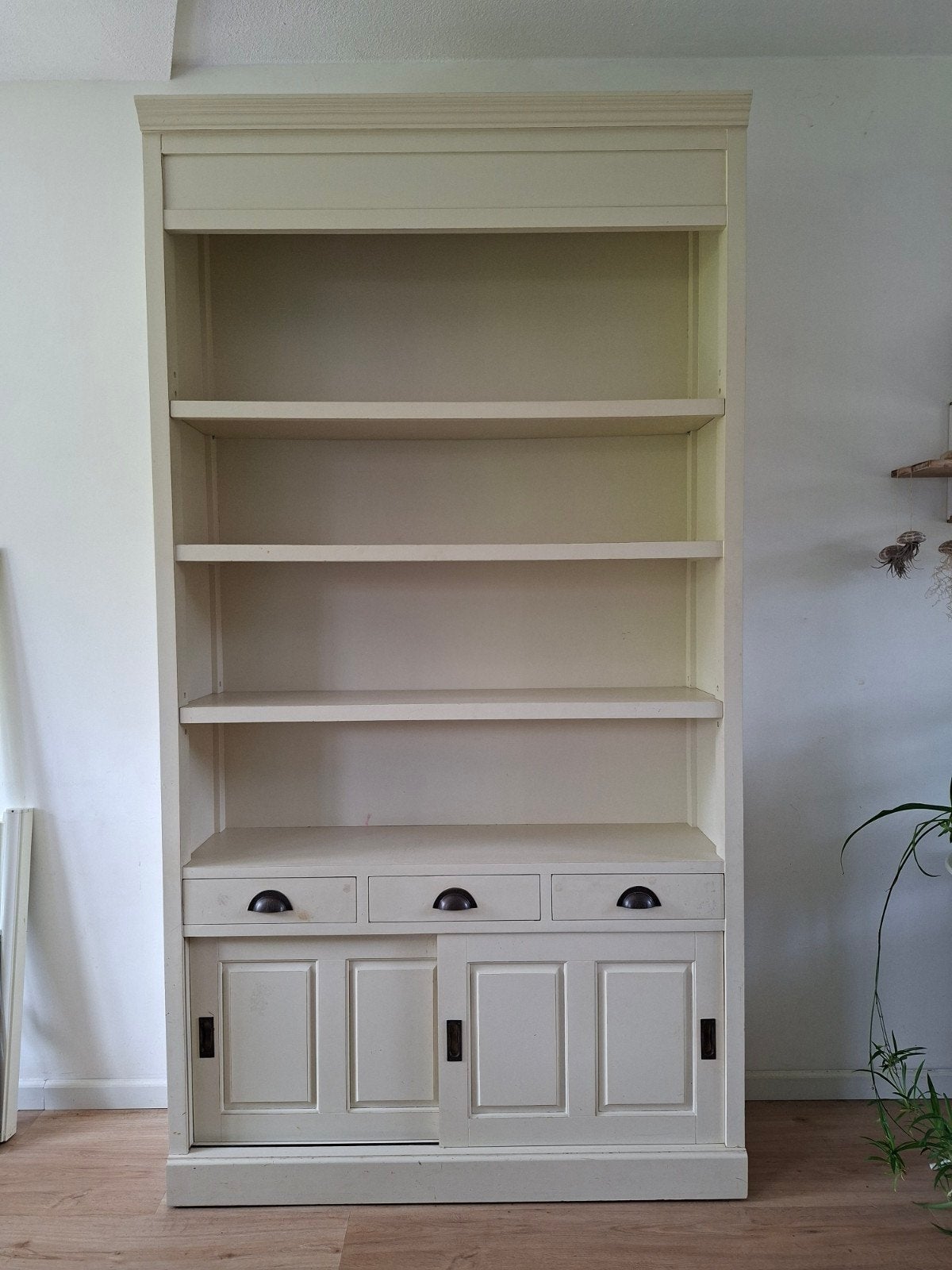Degelijke kast, Huis en Inrichting, Kasten | Boekenkasten, Gebruikt, 200 cm of meer, Ophalen of Verzenden, 25 tot 50 cm