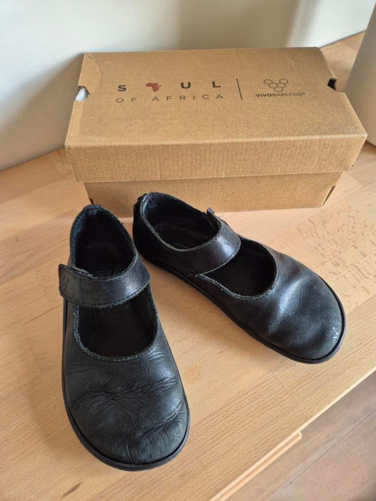 Vivobarefoot Addis WYN School junior obsidian maat 31, Gebruikt, Meisje, Schoenen, Ophalen of Verzenden
