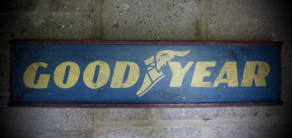 Handgeschilderd vintage houten bord / Good Year race banden, Verzamelen, Merken en Reclamevoorwerpen, Reclamebord, Ophalen of Verzenden