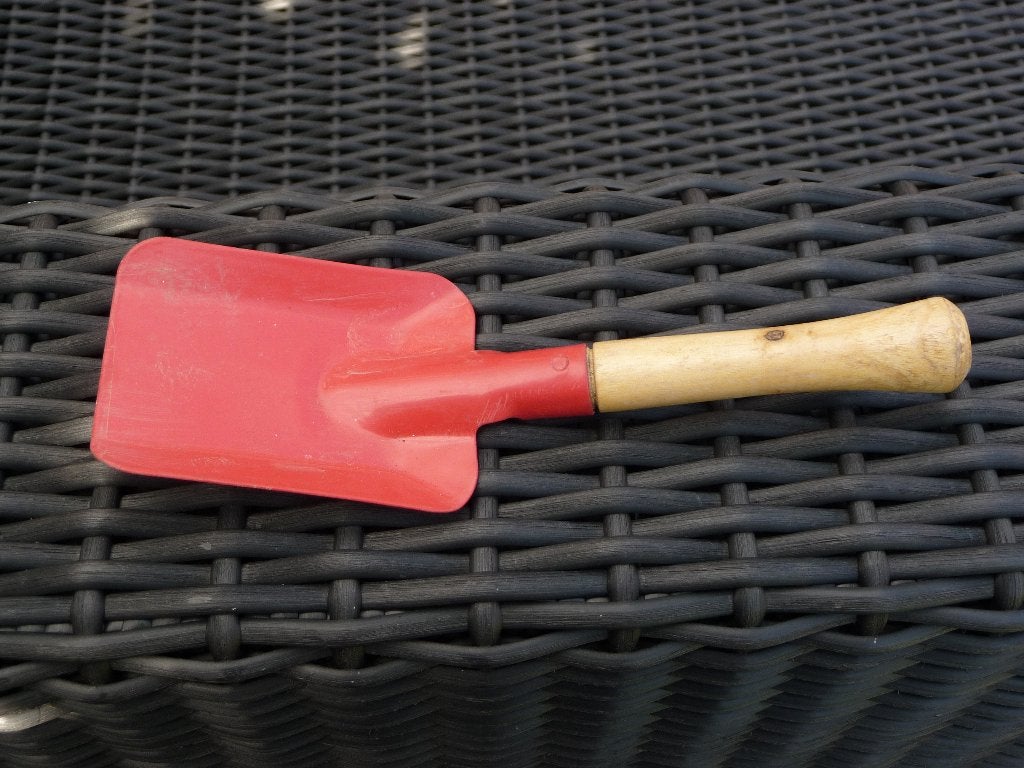 Kinderschepje. Rood., Tuin en Terras, Hand-tuingereedschap, Ophalen of Verzenden, Gebruikt, Schop