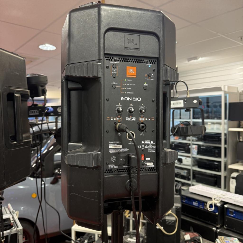 JBL Eon 610 Actieve PA speakers - set van 2 stuks, JBL, Zo goed als nieuw, Support@jbl.com, 400 Atlantic Street
Stamford, CT 06901
USA