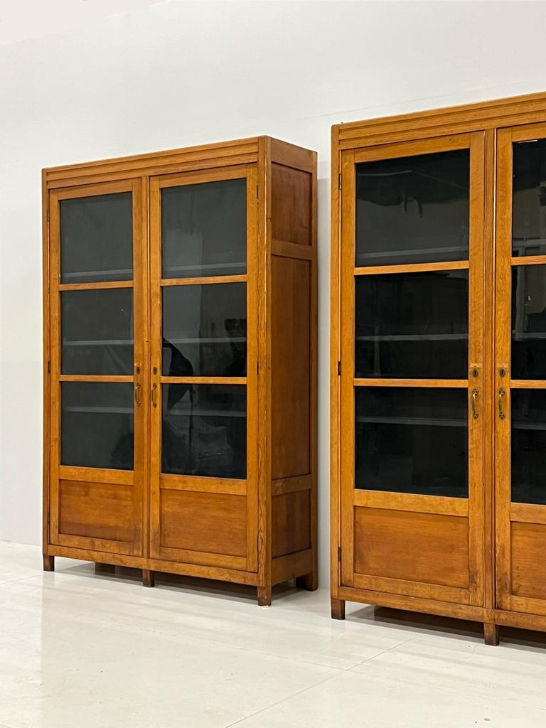 Set van 2 Art Deco boekenkasten, Ophalen, Zo goed als nieuw, 25 tot 50 cm, Eikenhout