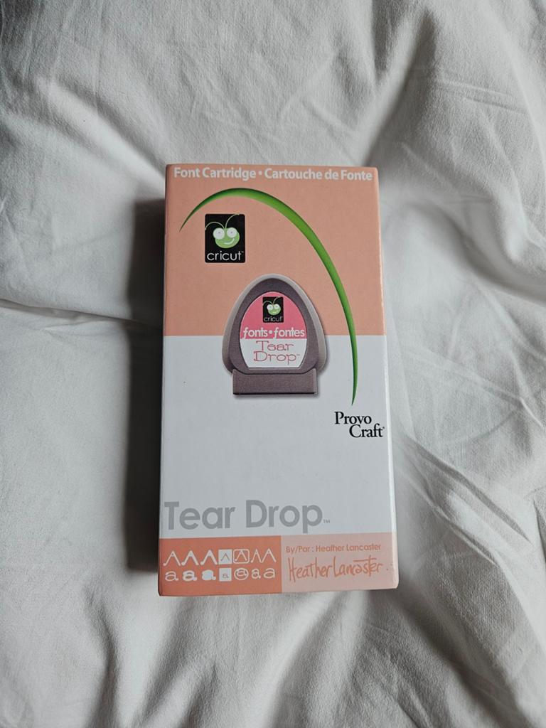 Cricut Tear Drop Font Cartridge - Provo Craft, Ophalen, Zo goed als nieuw, Gereedschap of Toebehoren