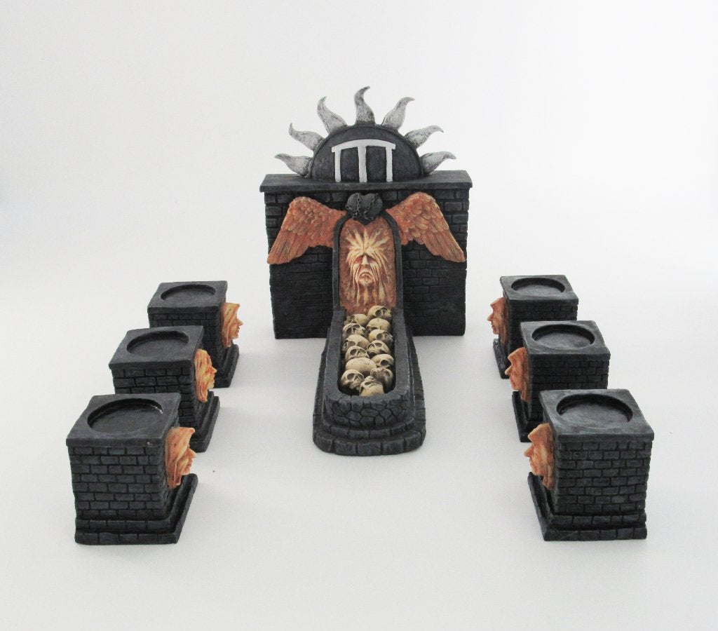 Gothic beeld van altaar en grafstenen, Ophalen of Verzenden, Nieuw, Fantasy
