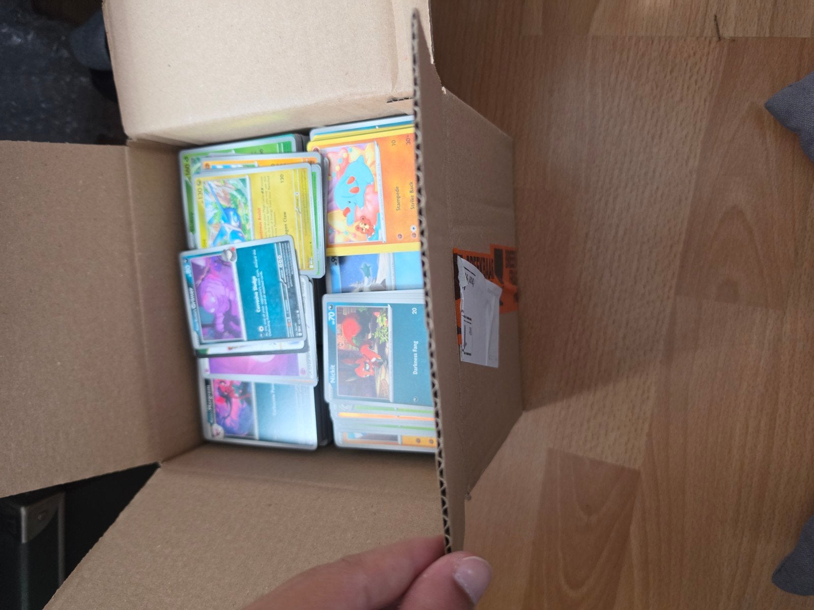 Pokemon bulk verschillende sets 3000, Hobby en Vrije tijd, Ophalen, Zo goed als nieuw, Meerdere kaarten